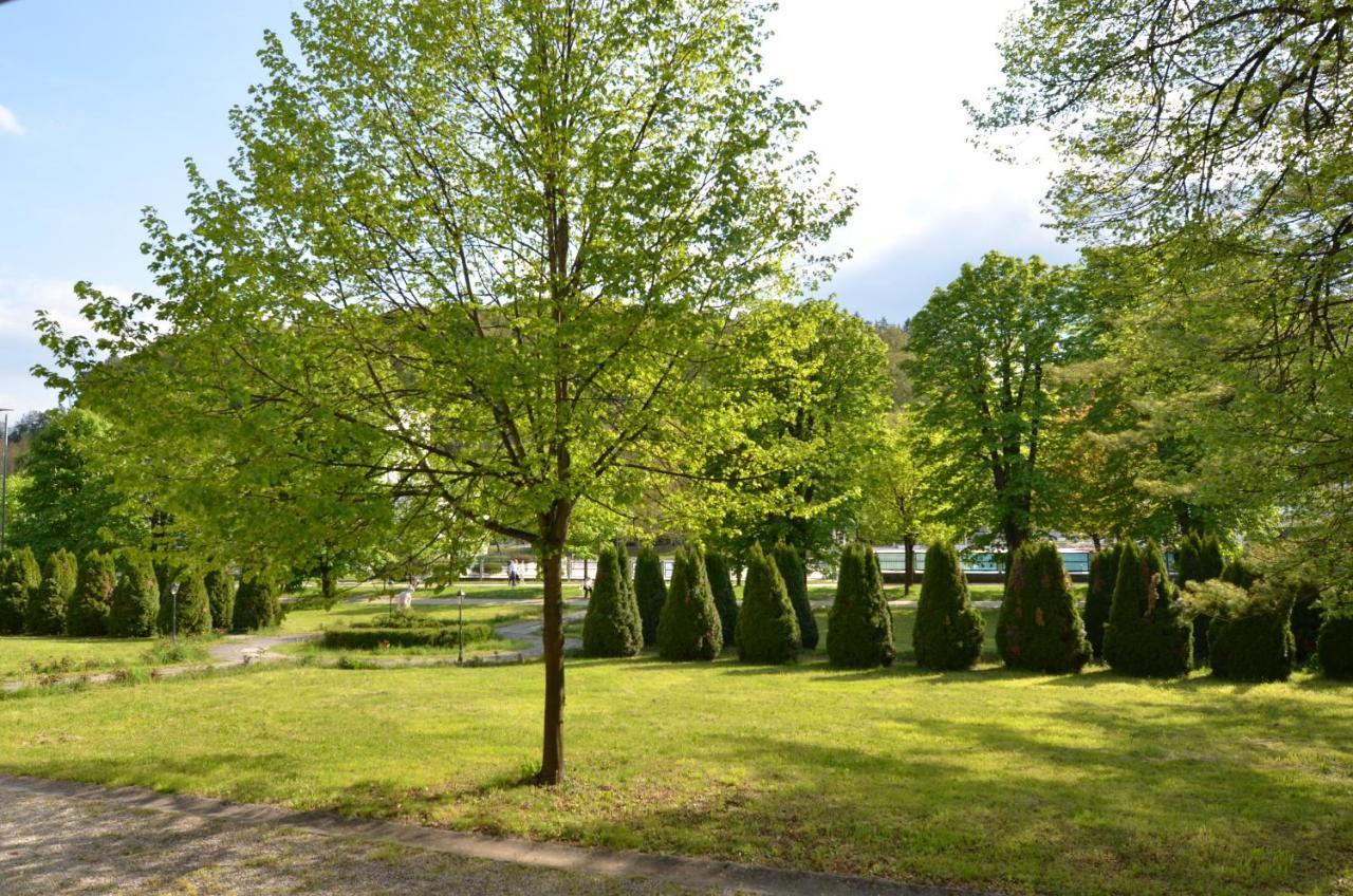 Apartments Vektor Vila Golf Rogaska Slatina Luaran gambar